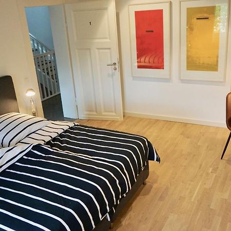 Privatzimmer Schoenfelder Düsseldorf Exterior foto