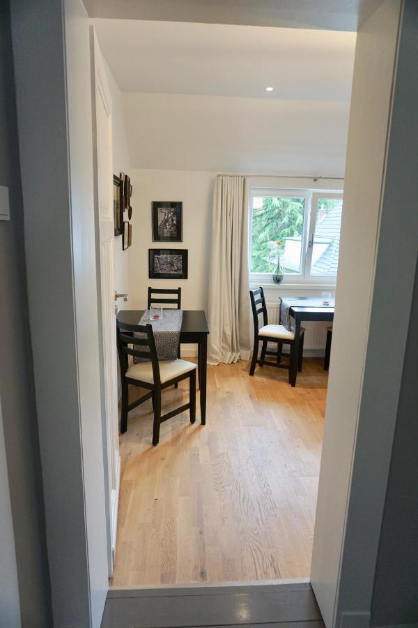 Privatzimmer Schoenfelder Düsseldorf Exterior foto